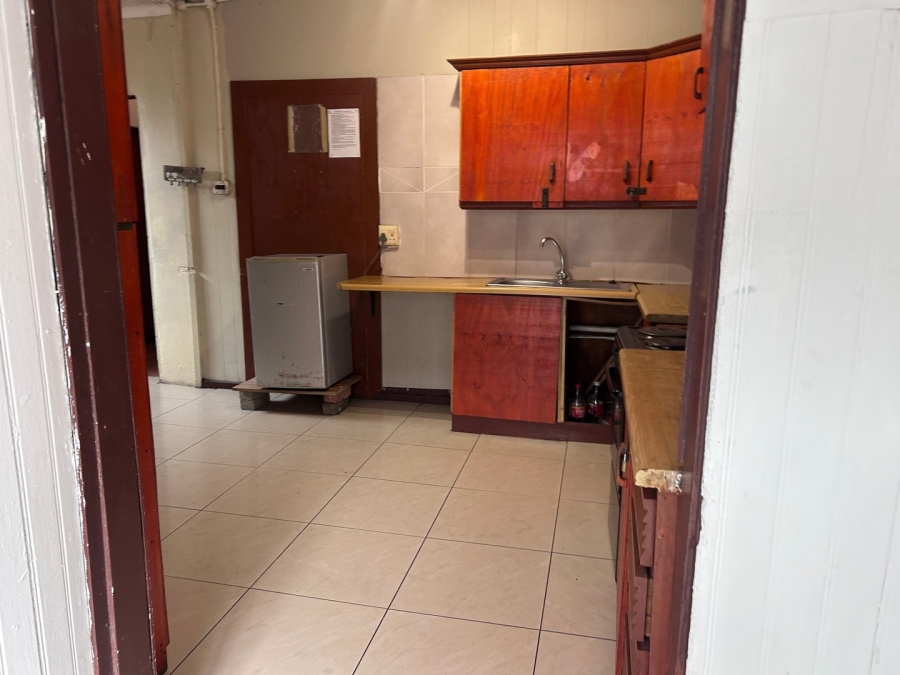 9 Bedroom Property for Sale in Quigney Eastern Cape